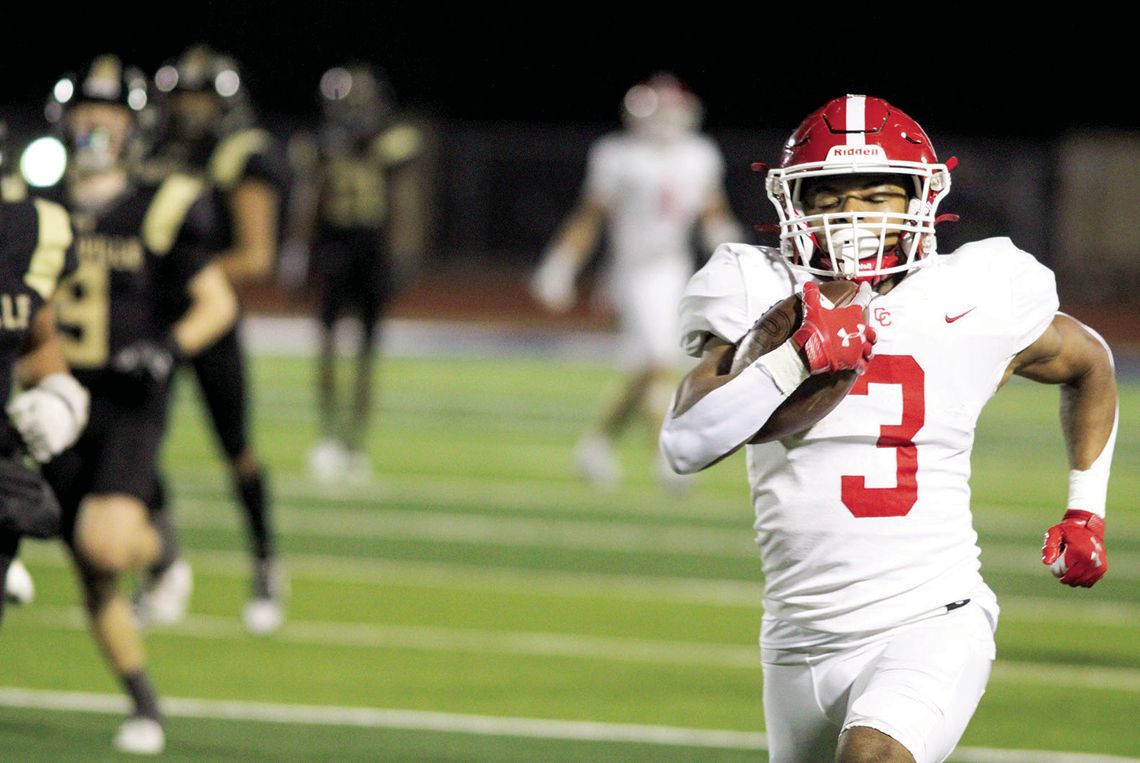 Ty’Vone Whitehead sprinting down the sideline for a 76-yard touchdown. Citizen | Evan Hale