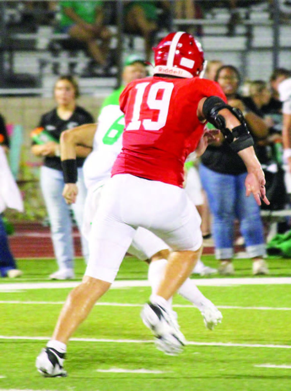 Cards beat Hallettsville in close game