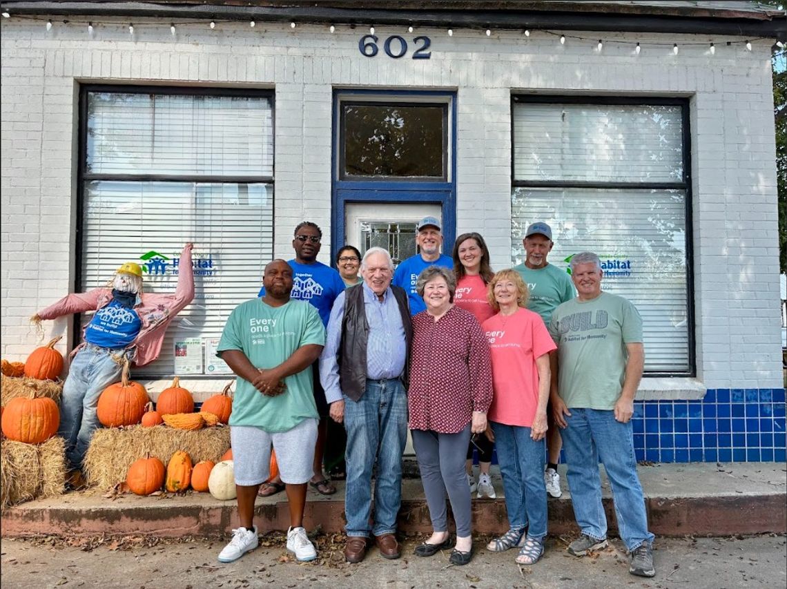Colorado County Habitat for Humanity receives $25K land donation from Marilyn and Roger Wade Colorado County Habitat for Humanity receives $25K land donation from Marilyn and Roger Wade