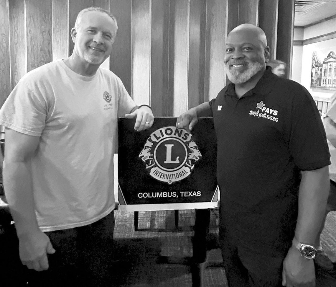 COLUMBUS LIONS CLUB WELCOMES GUEST SPEAKER, PRESENTS AWARD