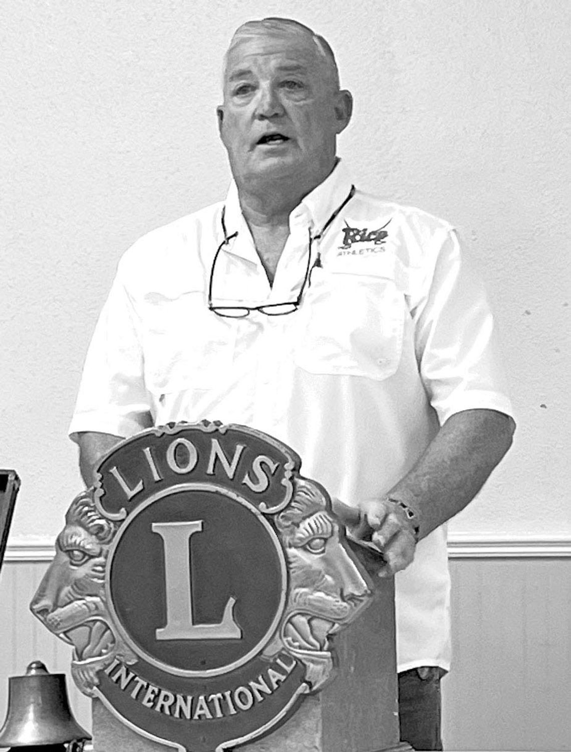 Eagle Lake Noon Lions Club host guest speaker Dumont