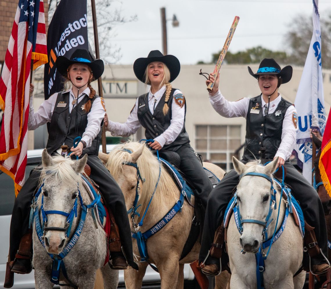 Junior Mounted posse honors Weimar's Lauren Dahse with rodeo tradition