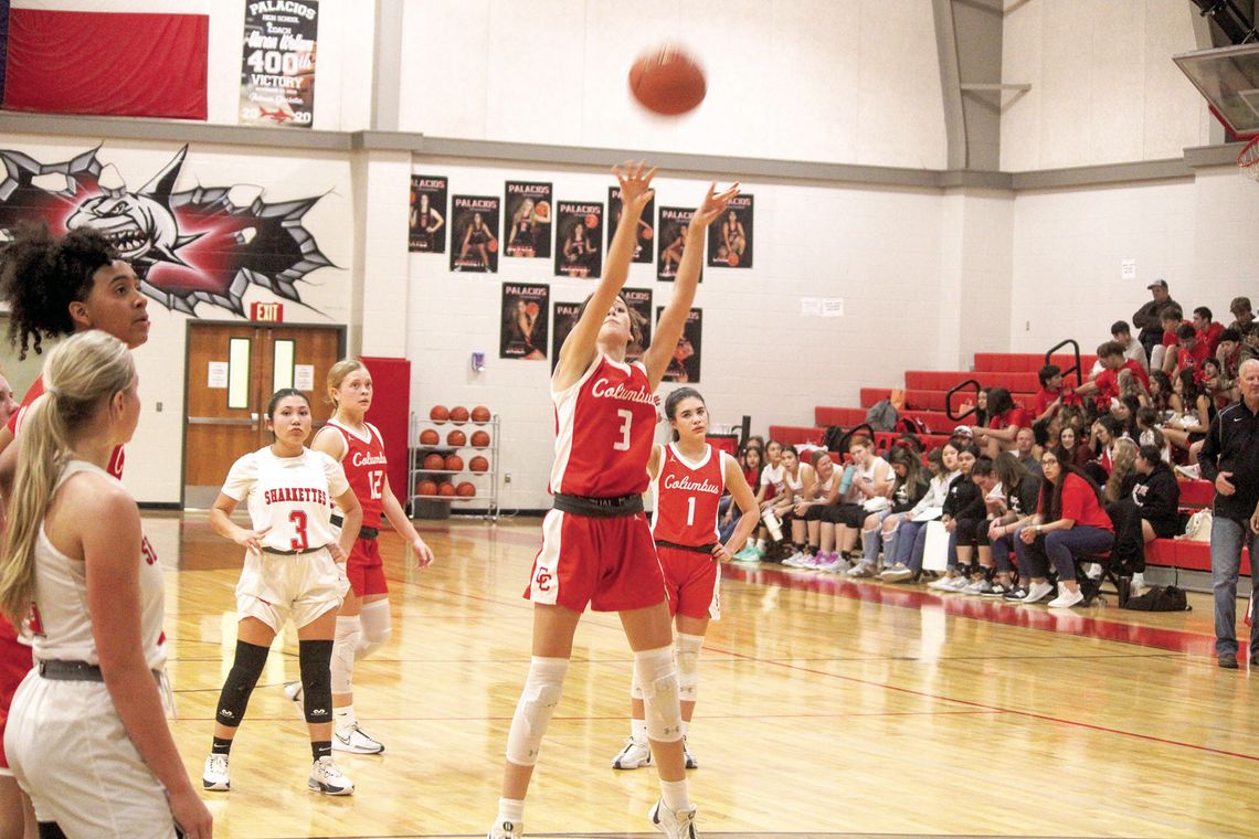 Lady Cardinals start season 5-4