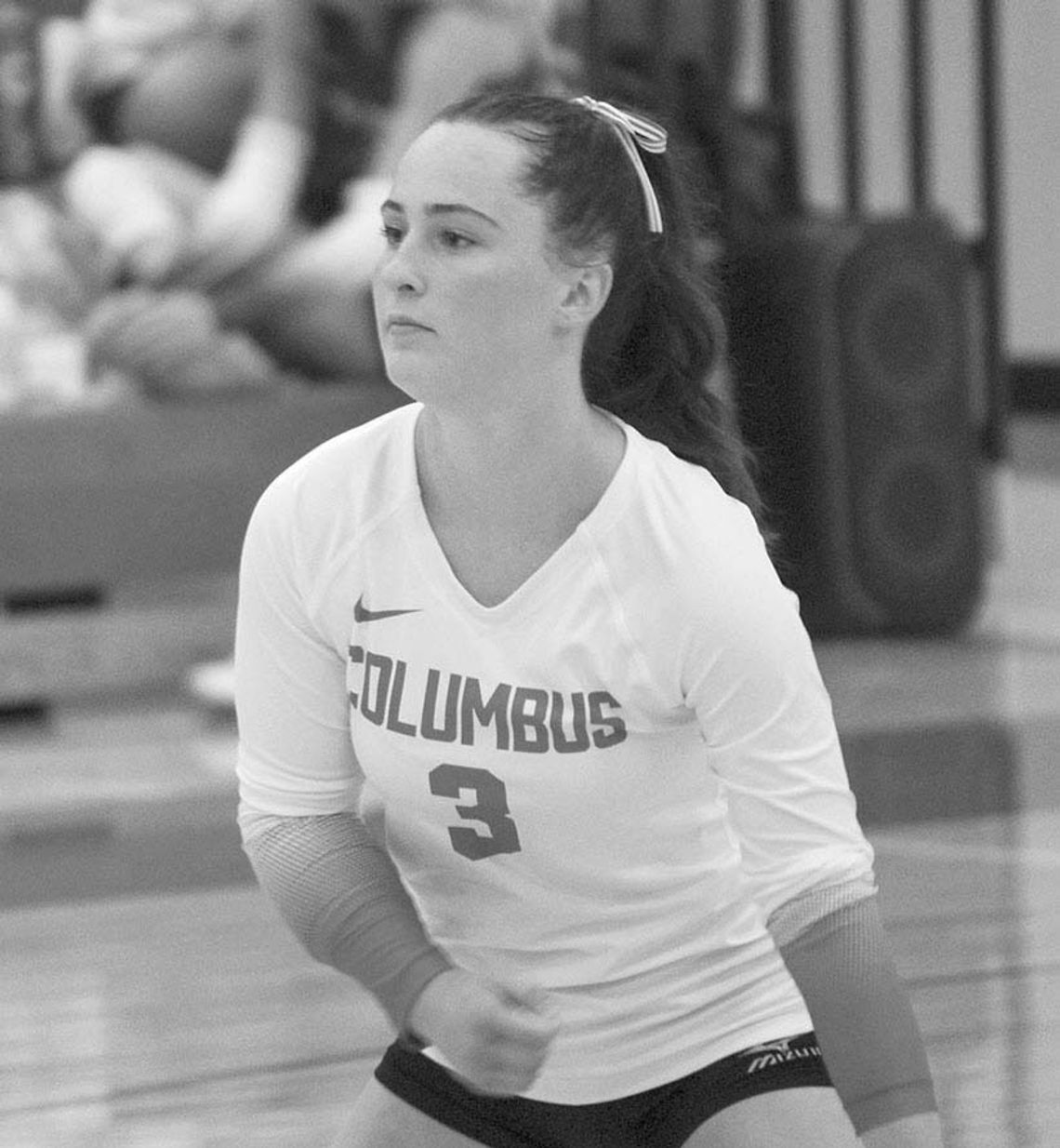 Lady Cards improve to 5-0 in District