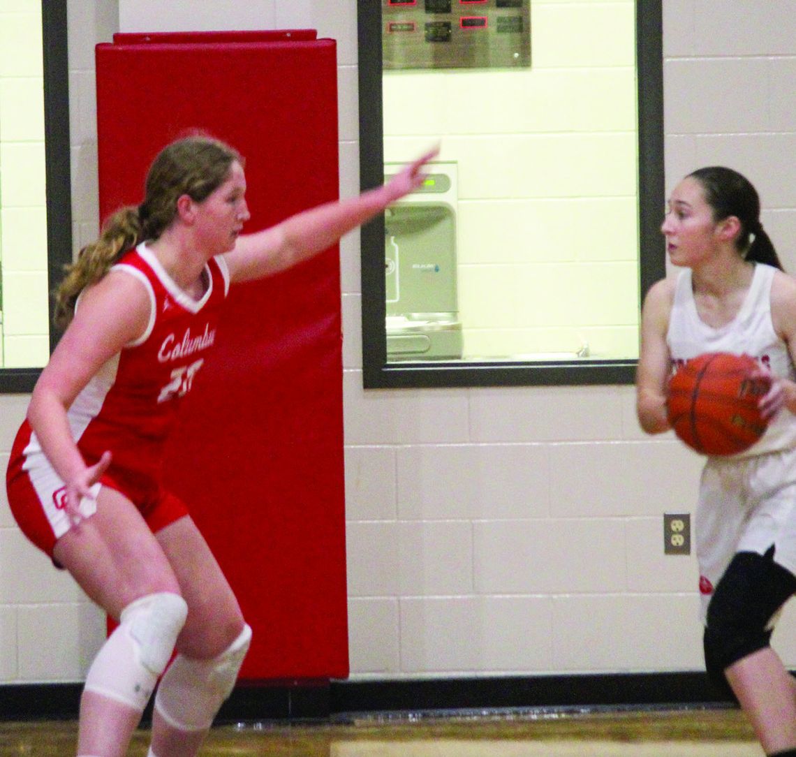 Lady Cards lose and win with same score