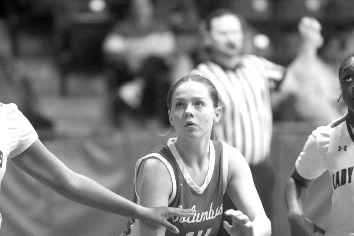 Lady Cards vs Lady Raiders