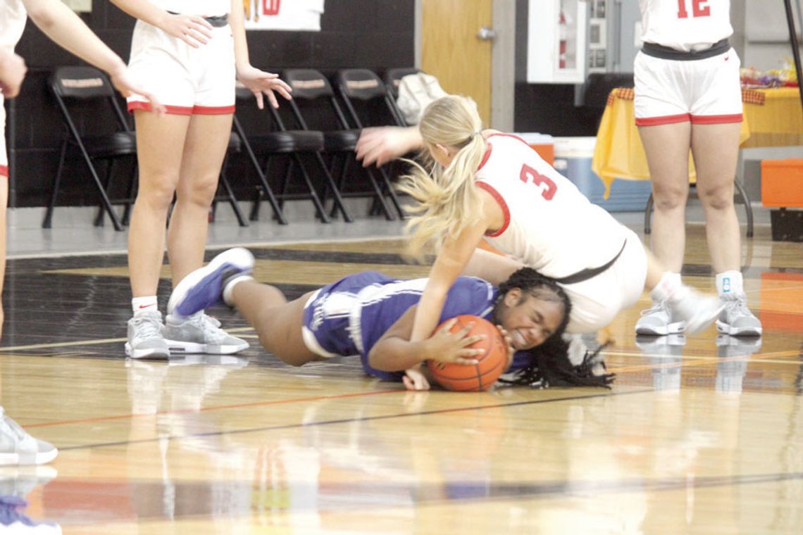 Lady Raiders struggling in tournament play