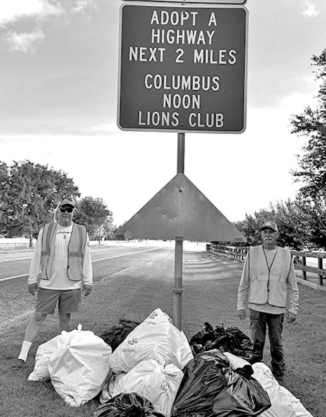 LIONS WORK TRASH PICKUP DAY