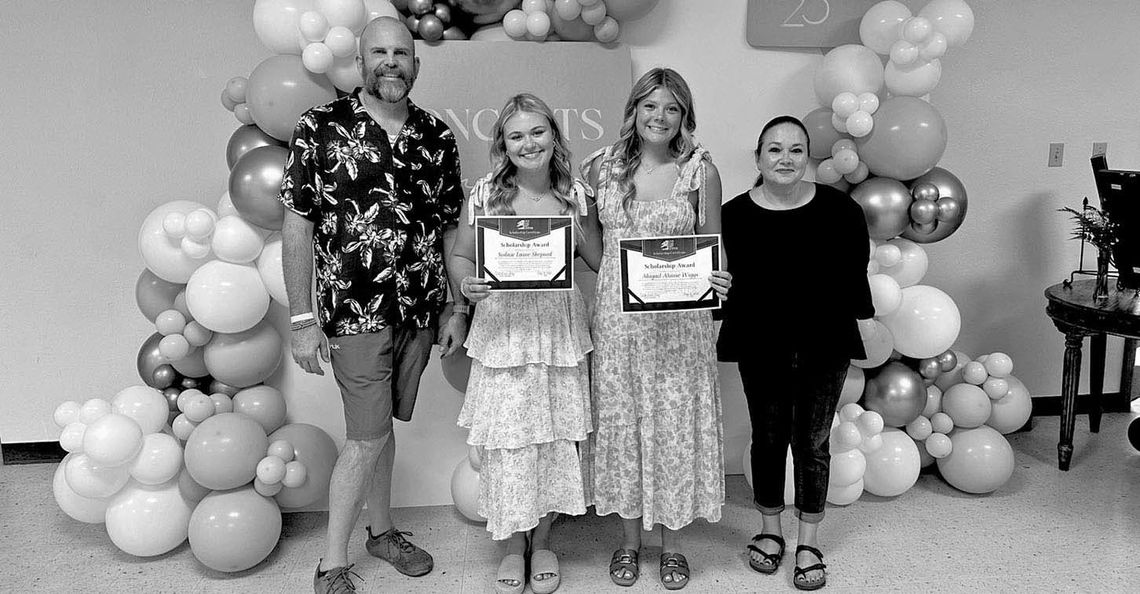 LIVE OAK ART CENTER AWARDS SCHOLARSHIPS