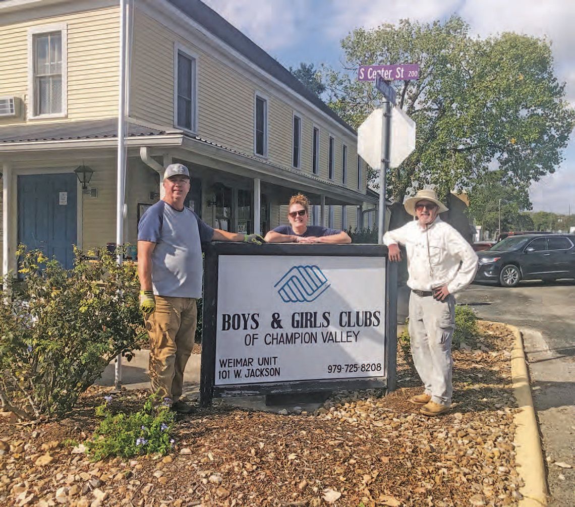 MASTER GARDENERS SPURCE UP LOCAL CLUB