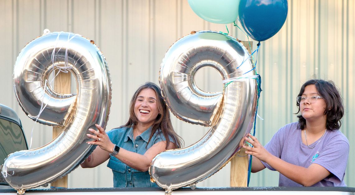 Neighborhood parade celebrates 99th birthday of Columbus-born matriarch