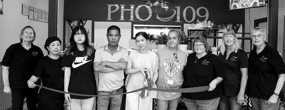 PHO 109 RIBBON CUTTING