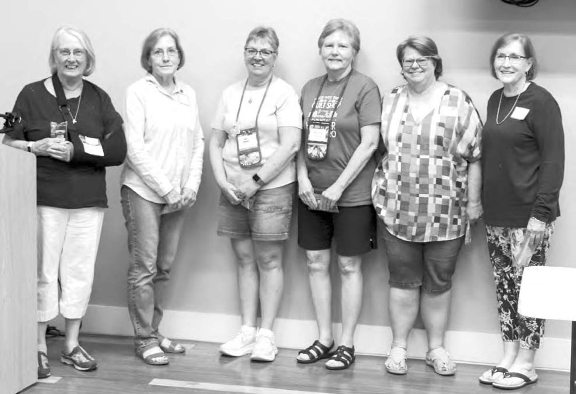 QUILT GUILD ELECTS NEW OFFICERS