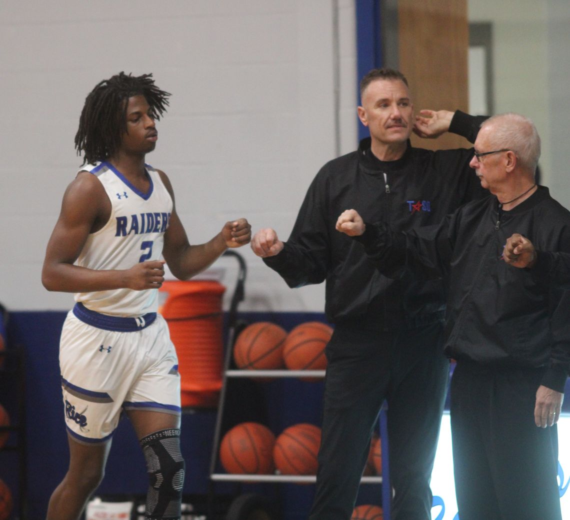 Raiders punch their ticket to the playoffs