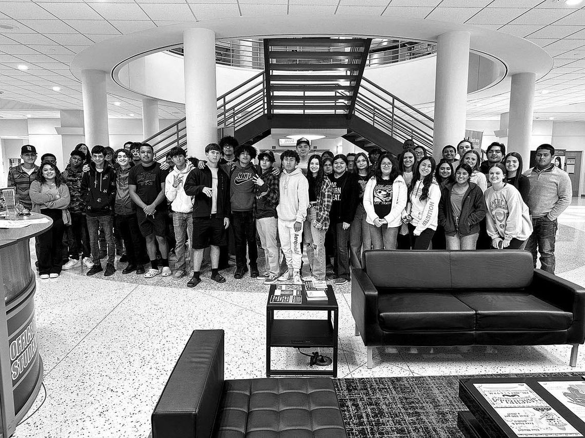 RICE SENIORS VISIT UNIVERSITY OF HOUSTON-VICTORIA