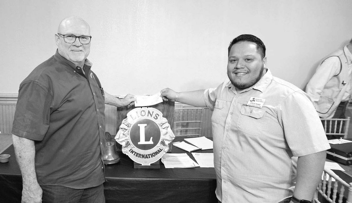 RIVAS TALKS WITH WEIMAR LIONS