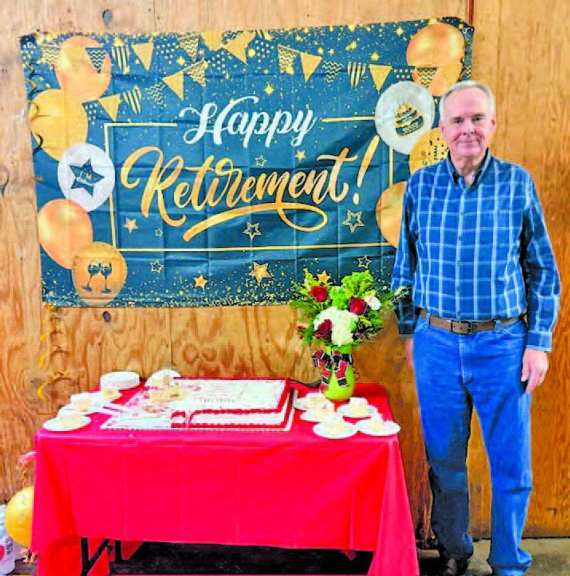 VASEK RETIRES FROM BROOKSHIRE BROS. VASEK RETIRES FROM BROOKSHIRE BROS.