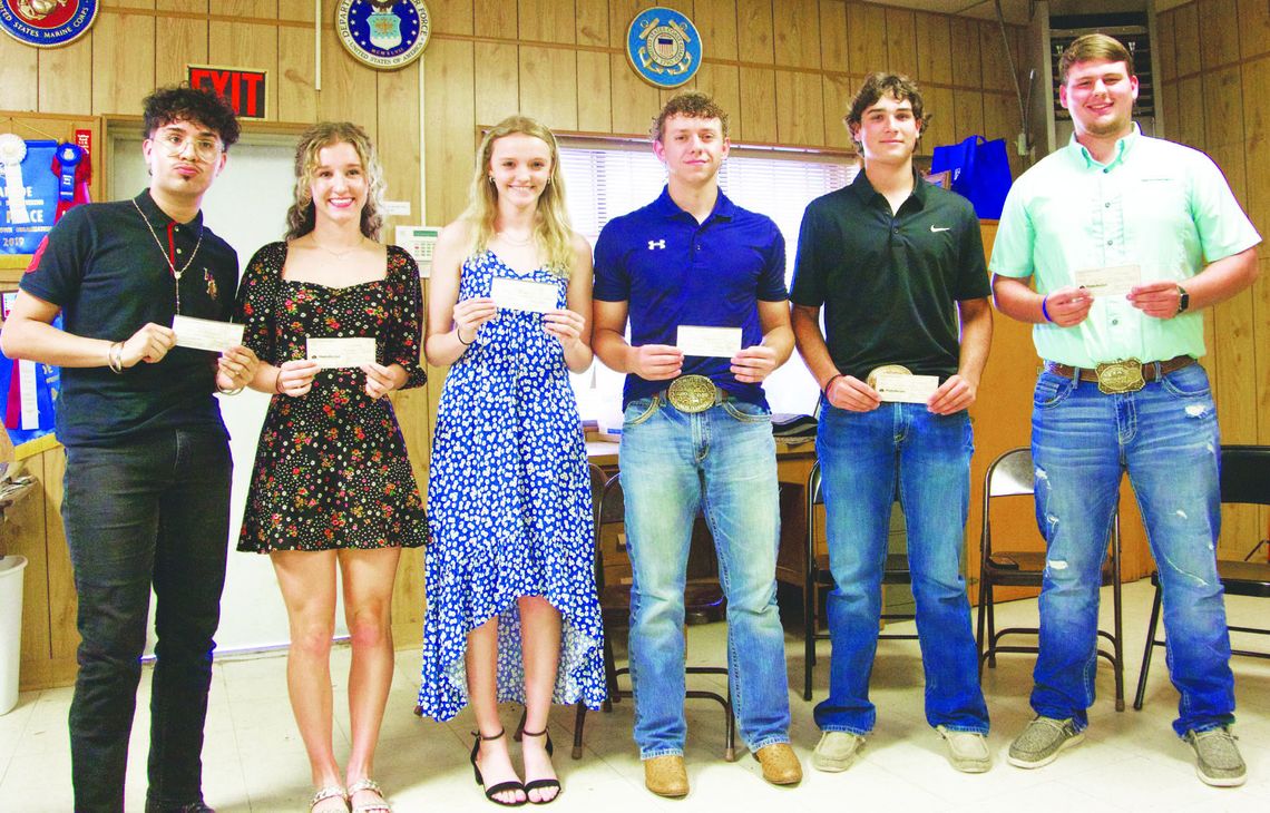 VVA 1127 presents six scholarships to CHS seniors