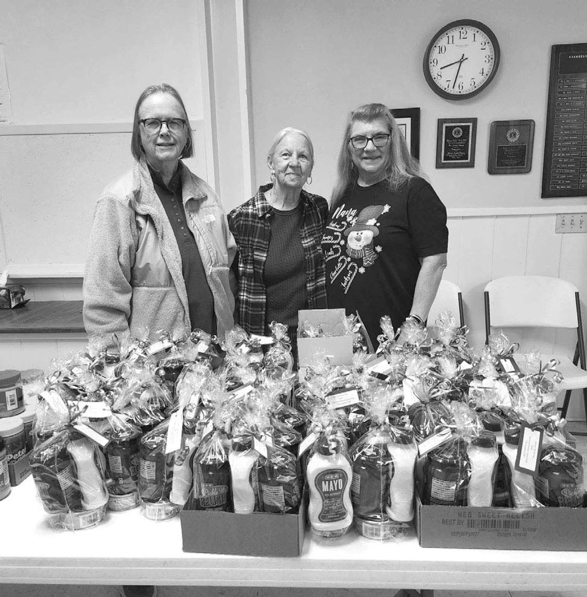 WEIMAR ENCORE LIONS LEND HELPING HAND