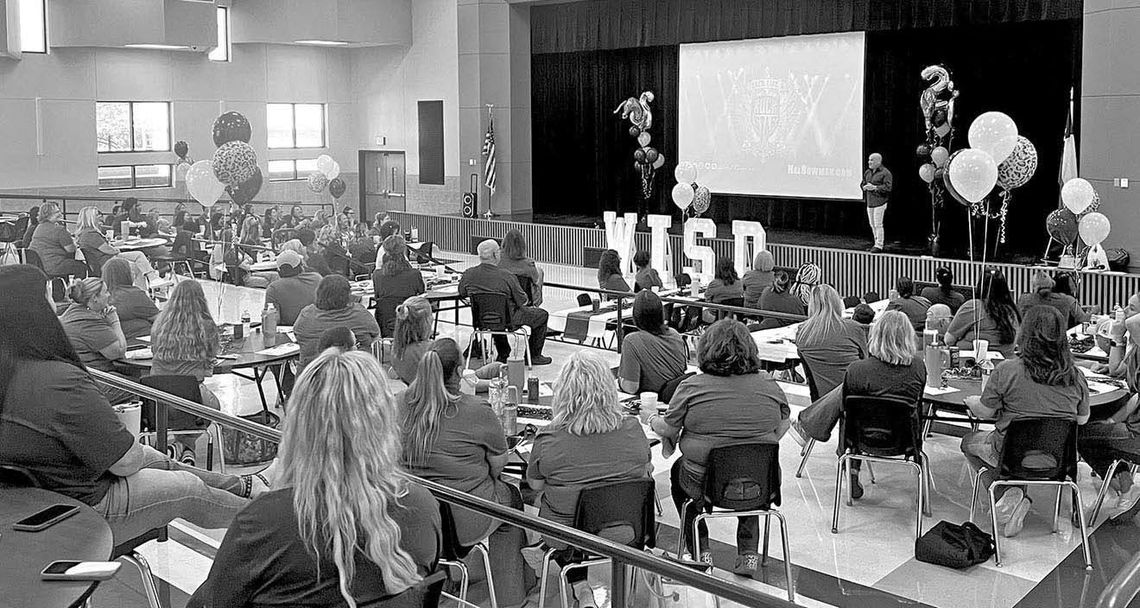 WEIMAR ISD HOLDS CONVOCATION