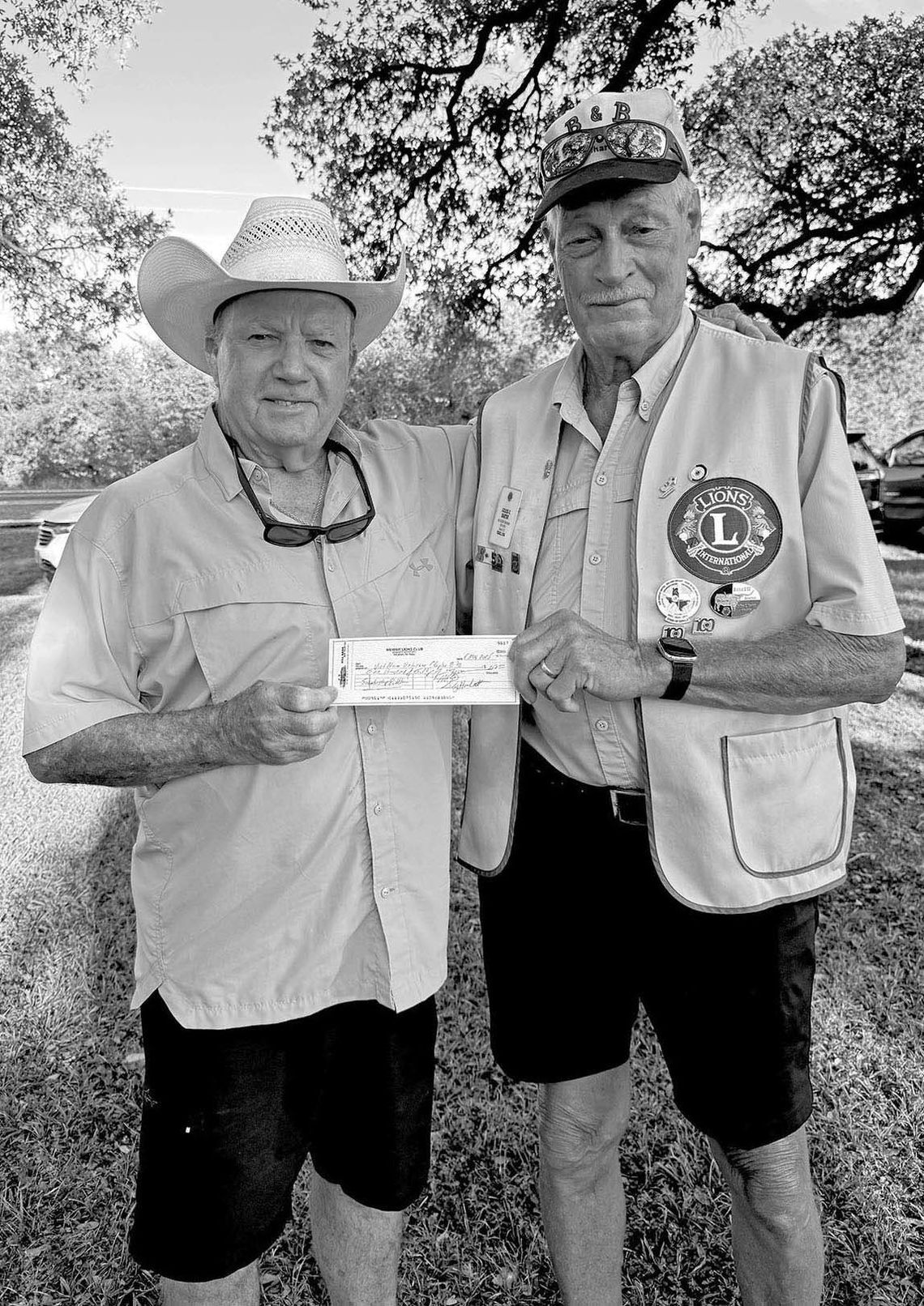 WEIMAR LIONS DONATE TO VIETNAM VETERANS WEIMAR LIONS DONATE TO VIETNAM VETERANS