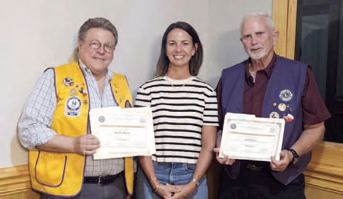 WEIMAR LIONS PRESENT EARNED SCHOLARSHIPS