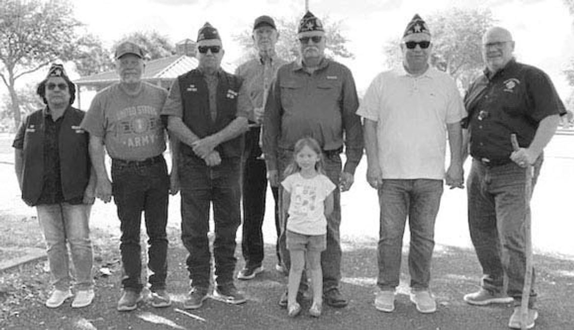 Weimar veterans give Memorial Day tribute