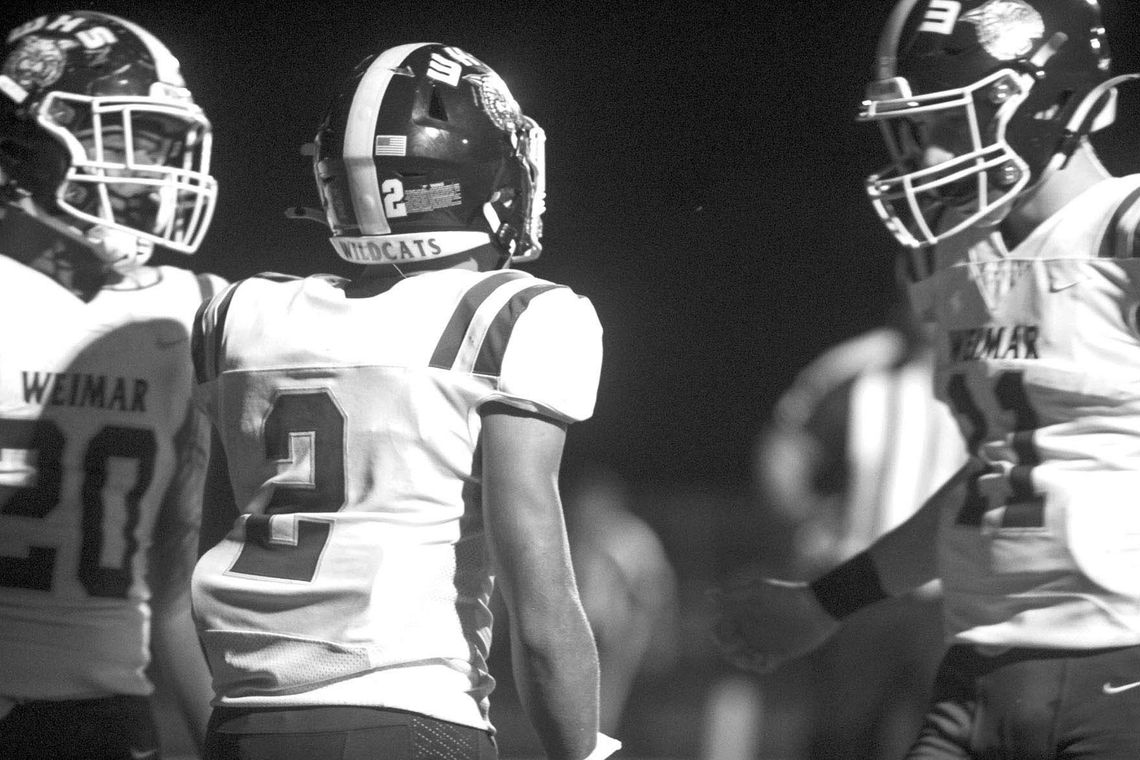 Wildcats scrimmage Eagles