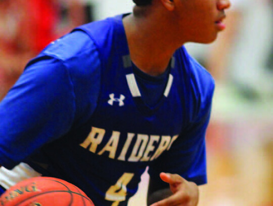 Senior Jalen Porch continues to help lead the Raiders this season. Citizen | Trenton Whiting