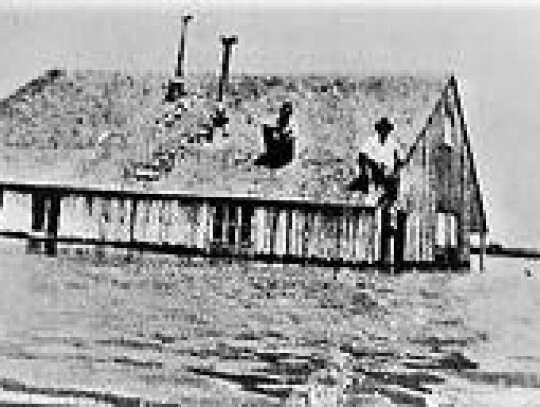 Potato Barn during 1913 Colorado River Flood which impacted the harvest.