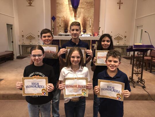 Sixth grade Honors and High Honors: (front row) Hannah Glueck (HH), Parker Pilat (H), Jacob Muzny (HH), Finley Hill (H), Teddy Barten (H) and Sofia Espinosa (H). Not pictured: Joshua Newman (H) and McKinley Wright (HH).  