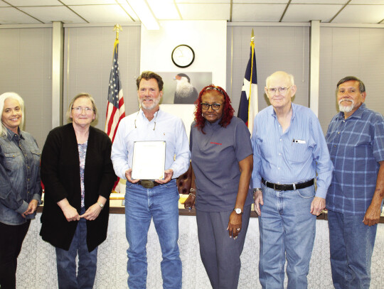 During the city council meeting, Mayor Tim Kelley read a proclamation declaring May as Mental Health Awareness Month. From left, Alderwoman Amy Maxwell, Alderwoman GayeLynn Thomas, Mayor Tim Kelley, Mayor Pro Tem René Cooper, Alderman Michael Cooper, and