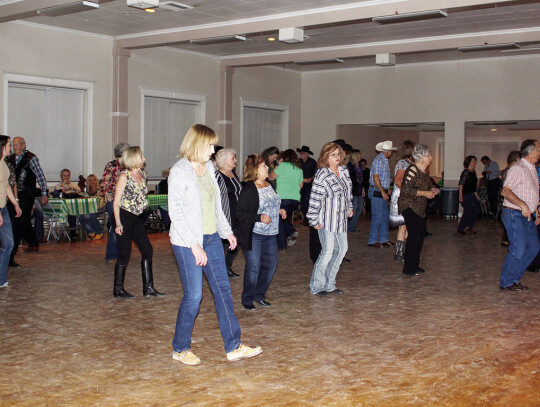 Attendees dancing at the March Senior Dance. Citizen | Shayla Kuykendall