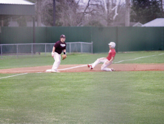 The Columbus Cardinals are gearing up for the upcoming baseball season and invited Flatonia over for a scrimmage. 