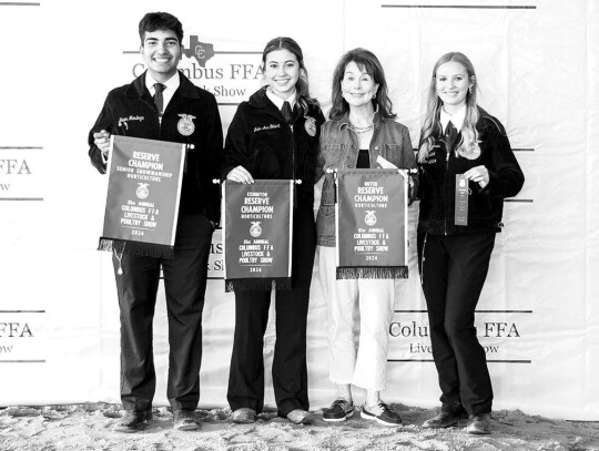 HORTICULTURE Julie Ana Gobert; Bought by Red Dirt Farm/Gay Kinard for $5,999. Pictured with Javier Mendoza, Alley Fitzgerald and a representative from the Red Dirt Farm.