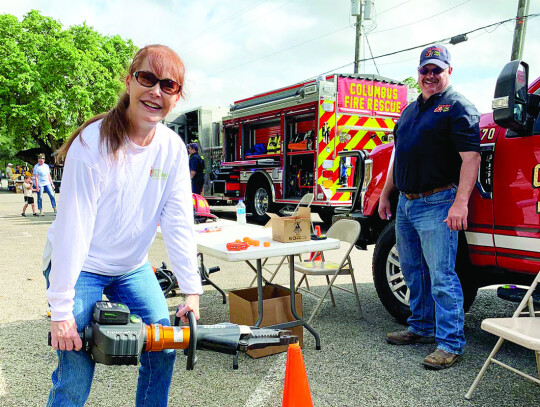 Mayor Lori An Gobert along with CVFD Captain and President Brian Emmel.